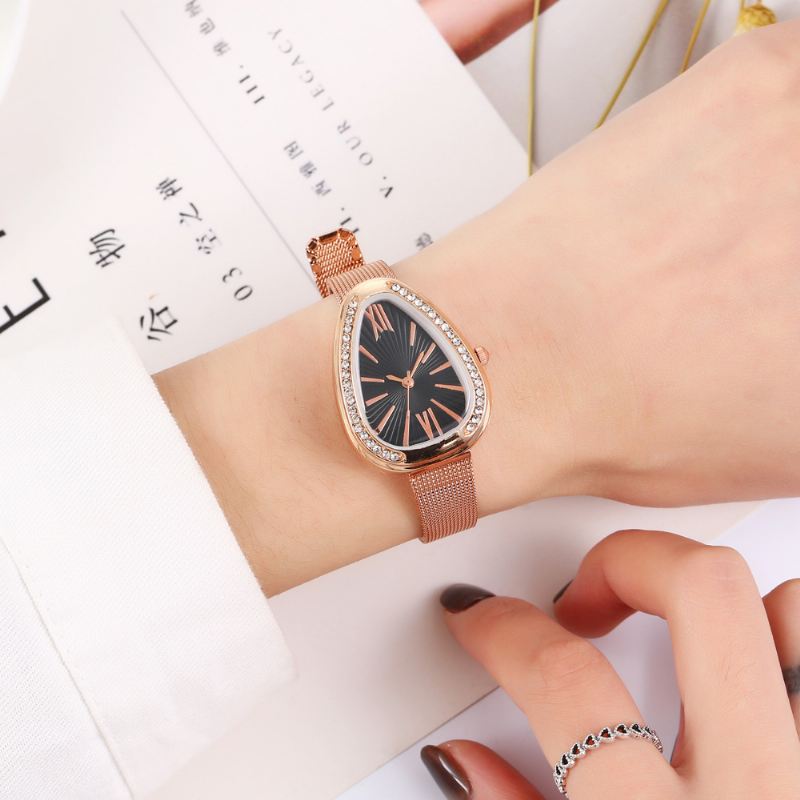 Crystal Case Triangle Dial Simpelt Design Fuld Stell Mesh Bælte Kvarts Quartz Watch