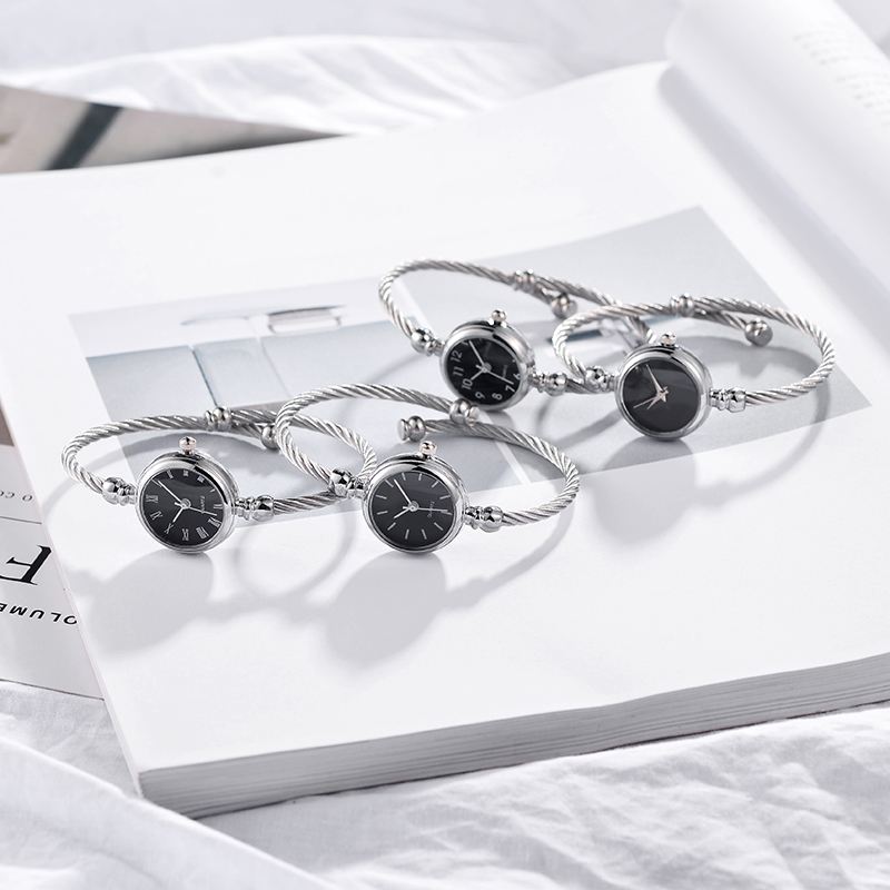 Mode Simple Trendy Romertal Dial Fuld Kvinder Armbånd Quartz Watch