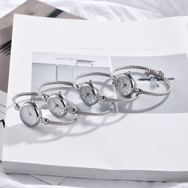 Mode Simple Trendy Romertal Dial Fuld Kvinder Armbånd Quartz Watch