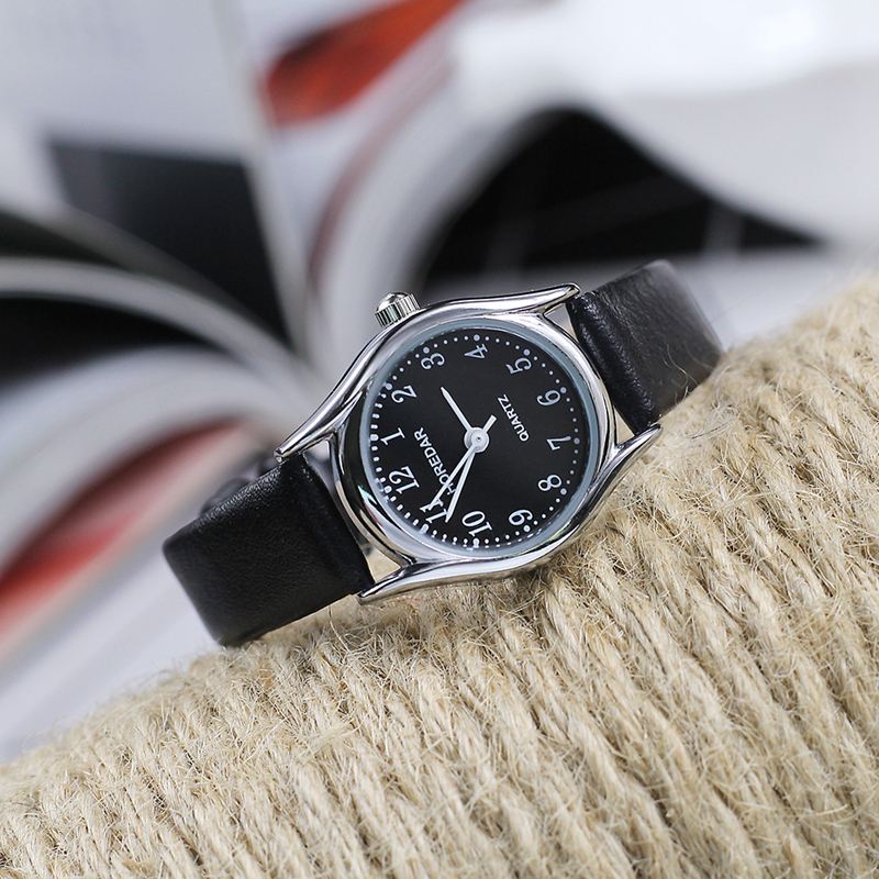 Retro Stil Kvinder Armbåndsur Lille Skive Læderrem Quartz Ure