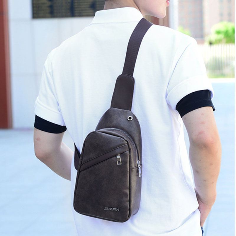 Mænd Med Stor Kapacitet Øretelefon Hul Business Multi-pocket Crossbody Taske Brysttaske Sling Bag