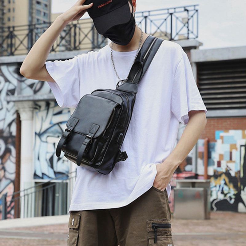 Mænd Retro Øretelefon Hul Multi-carry Usb Opladning Multi-layers Vandtæt Crossbody Taske Bryst Taske Sling Bag