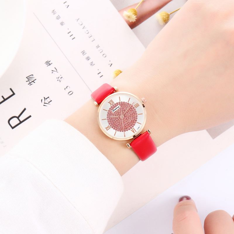 Roman Number Crystal Elegant Design Dame Watch Læder Band Quartz Ure