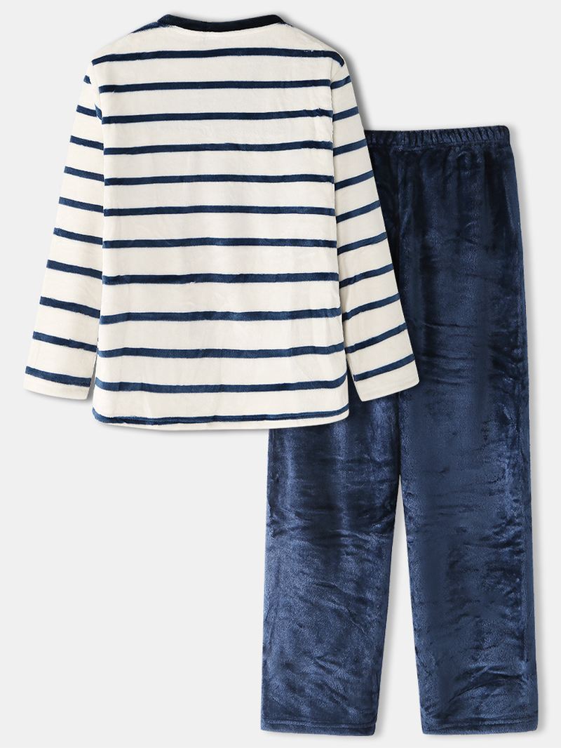 Kvinder Plus Størrelse Stribet Sødt Hvalmønster Flannel Rund Hals Casual Hjemmepyjamassæt