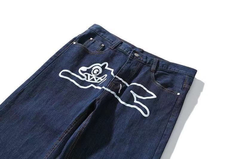 Afslappede Lige Bukser Med Lige Ben Og Brede Vaskede Jeans Til Teenagere