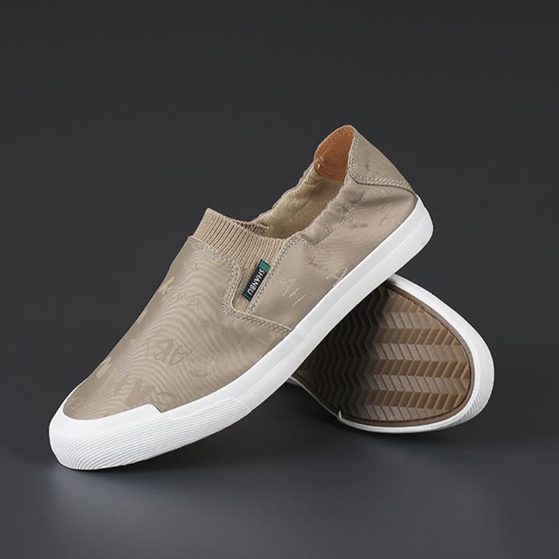 Mænd Åndbar Ice Silk Soft Sole Letvægts Slip On Casual Court Sko