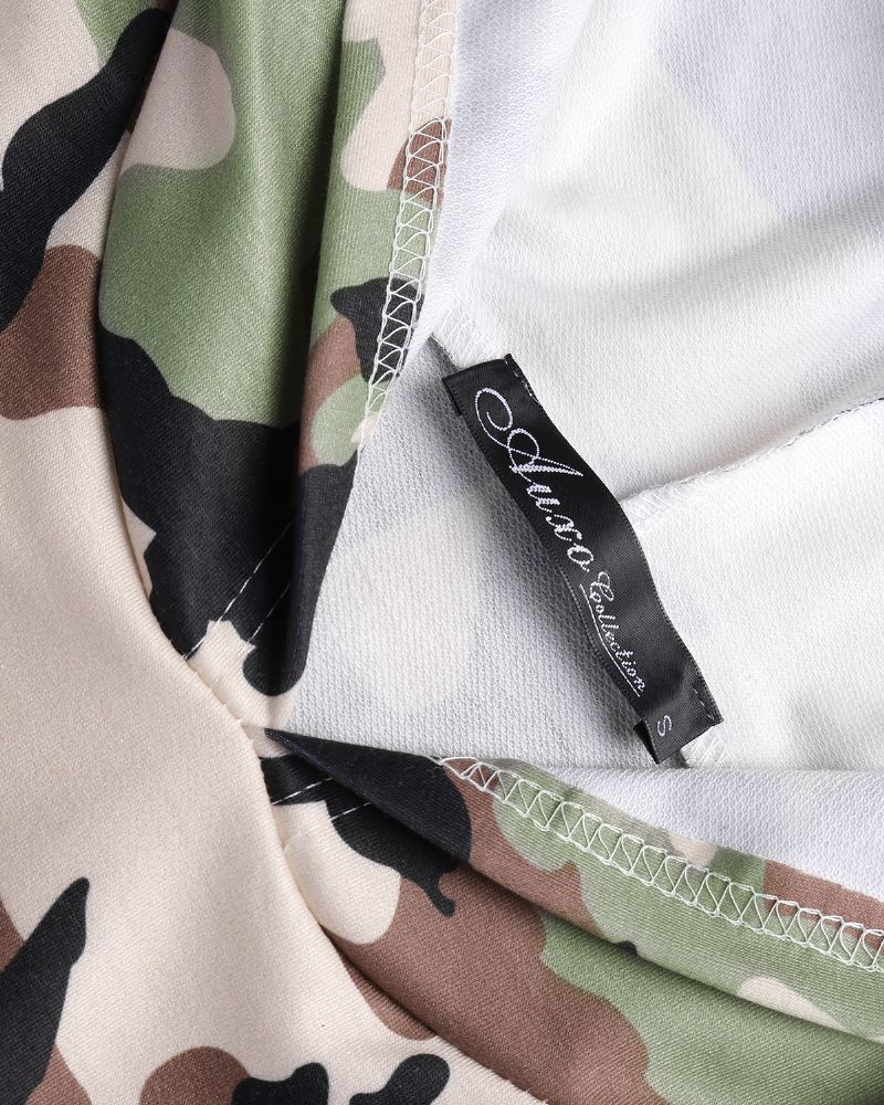 Langærmet Hættetrøje Med Løs Lomme Med Hættetrøje Med Camouflagetryk