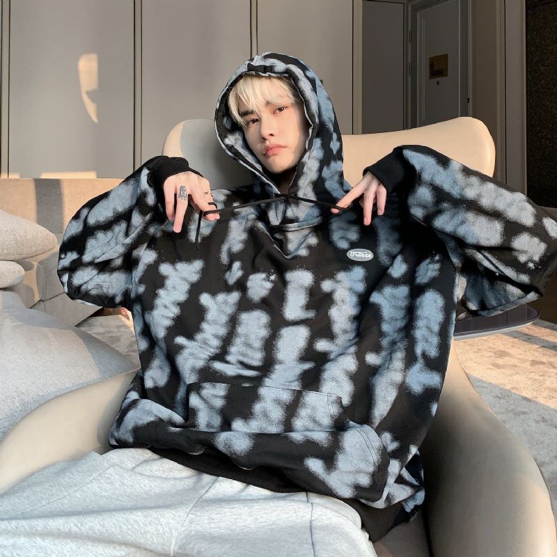 Løs Sweatshirt Med Koreansk Bogstavdesign Løs Sweatshirt Med Koreansk Bogstavdesign