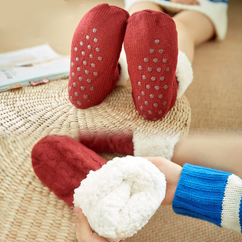 Kvinder Varm Vinter Udendørs Ensfarve Plus Velvet Thicken Home Sleep Socks Tube Socks